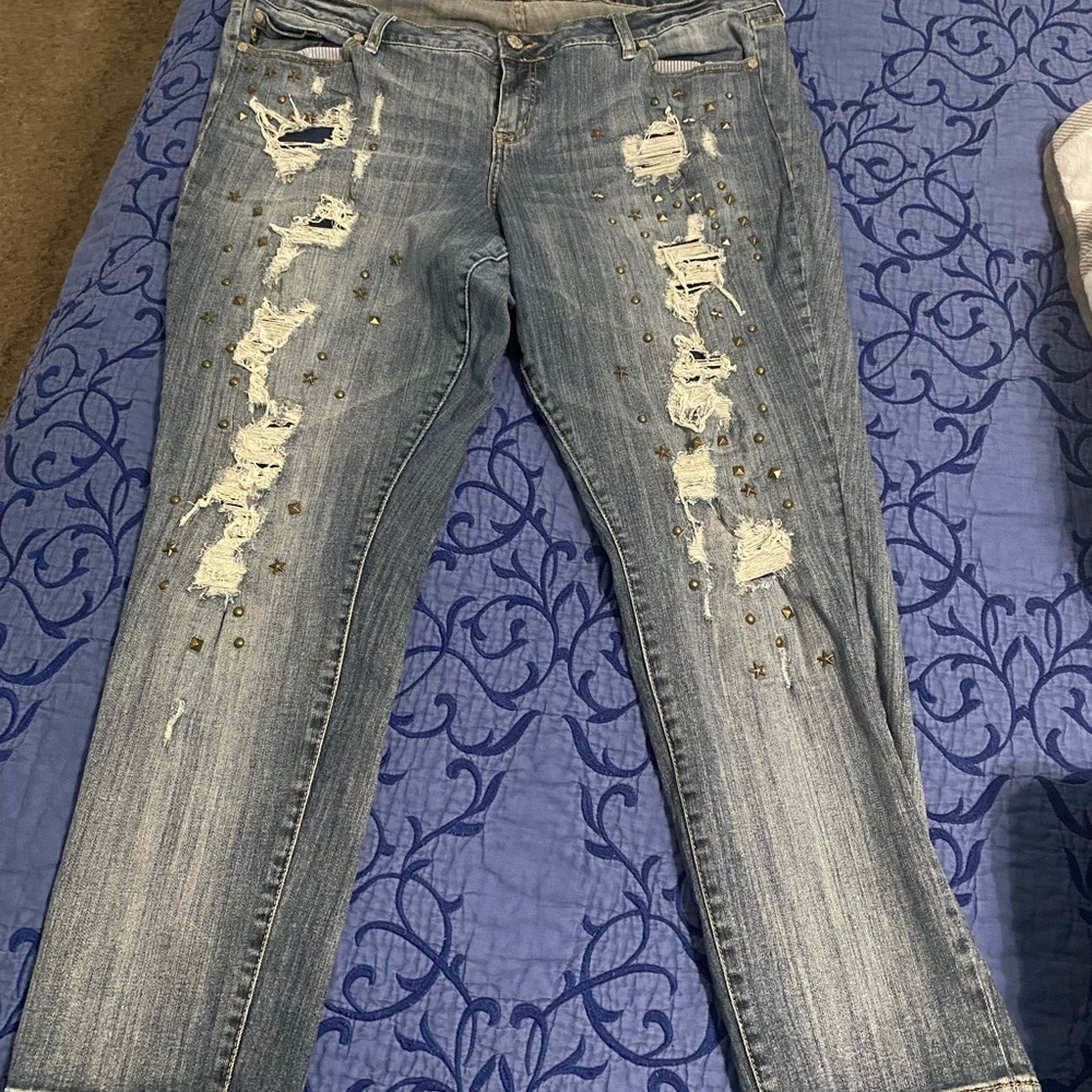 Jeans - Picture 2 of 4
